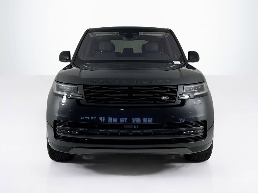Used 2023 Land Rover Range Rover SE image 8