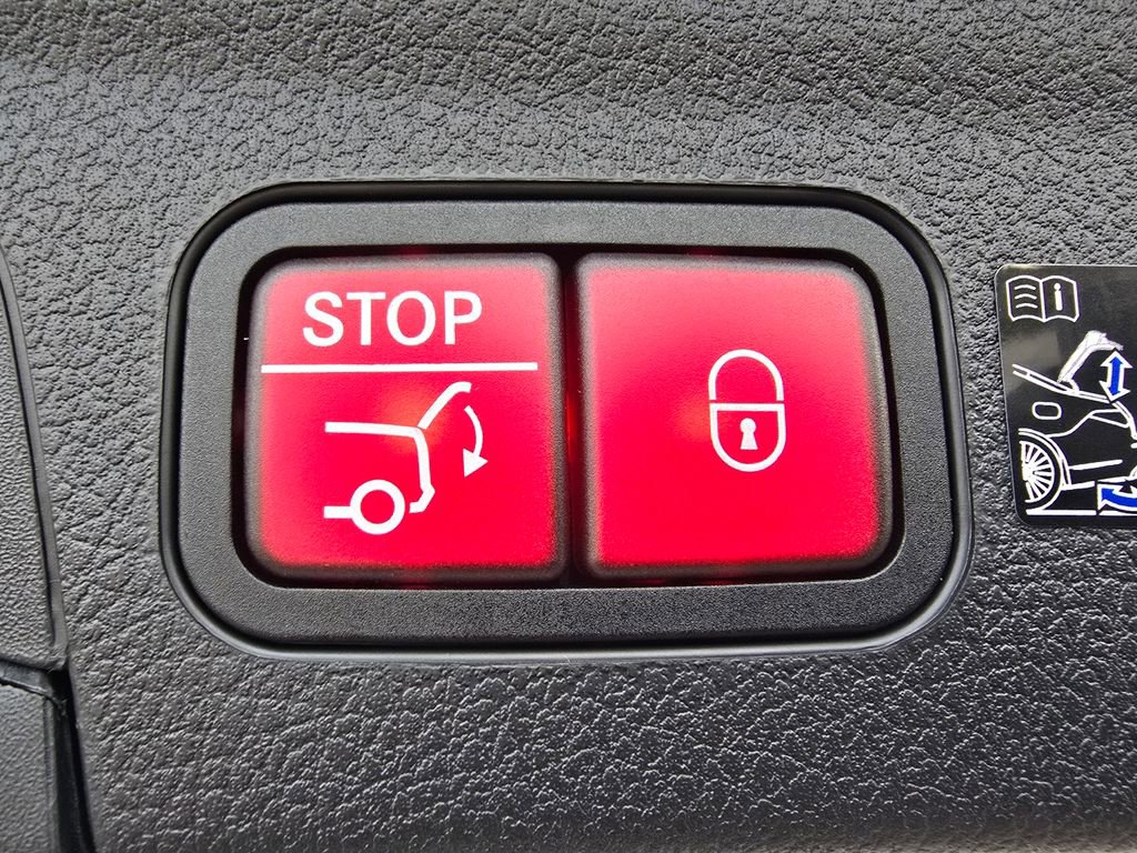 New 2026 Mercedes-Benz GLE 450 4MATIC image 19