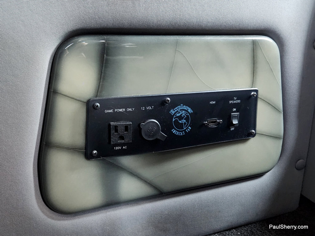 Used 2019 Ford Transit 150 148 Low Roof w/ Exterior Upgrade Package image 36