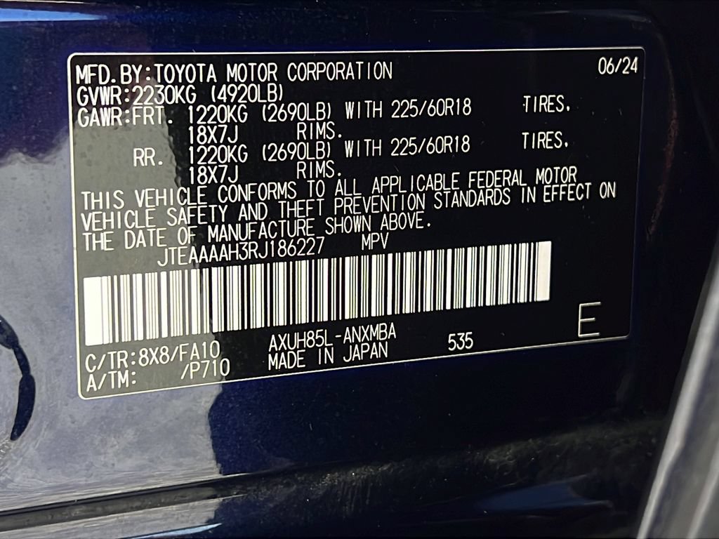 Used 2024 Toyota Venza LE AWD/4WD image 24