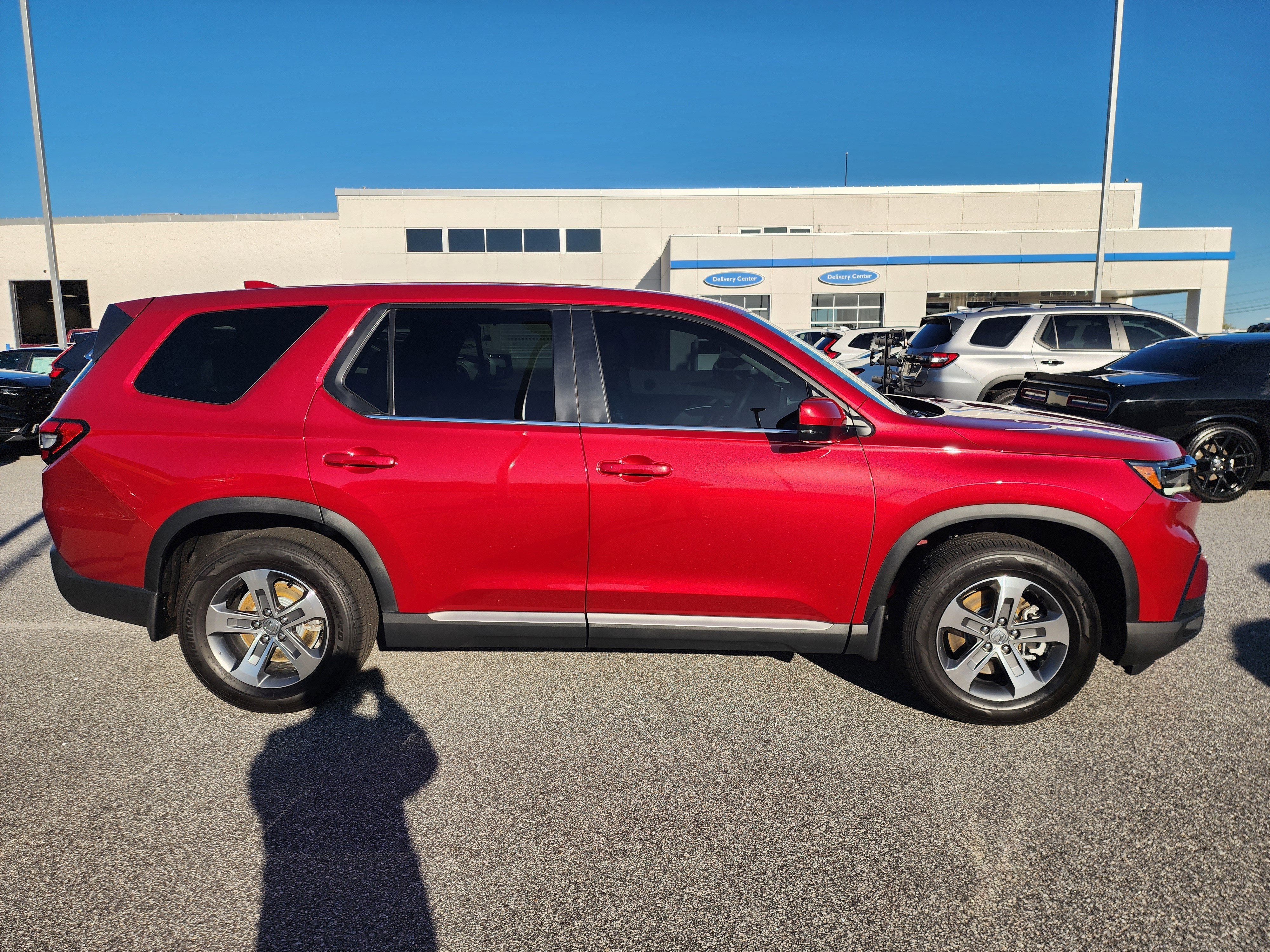 Certified 2025 Honda Pilot EX-L image 3