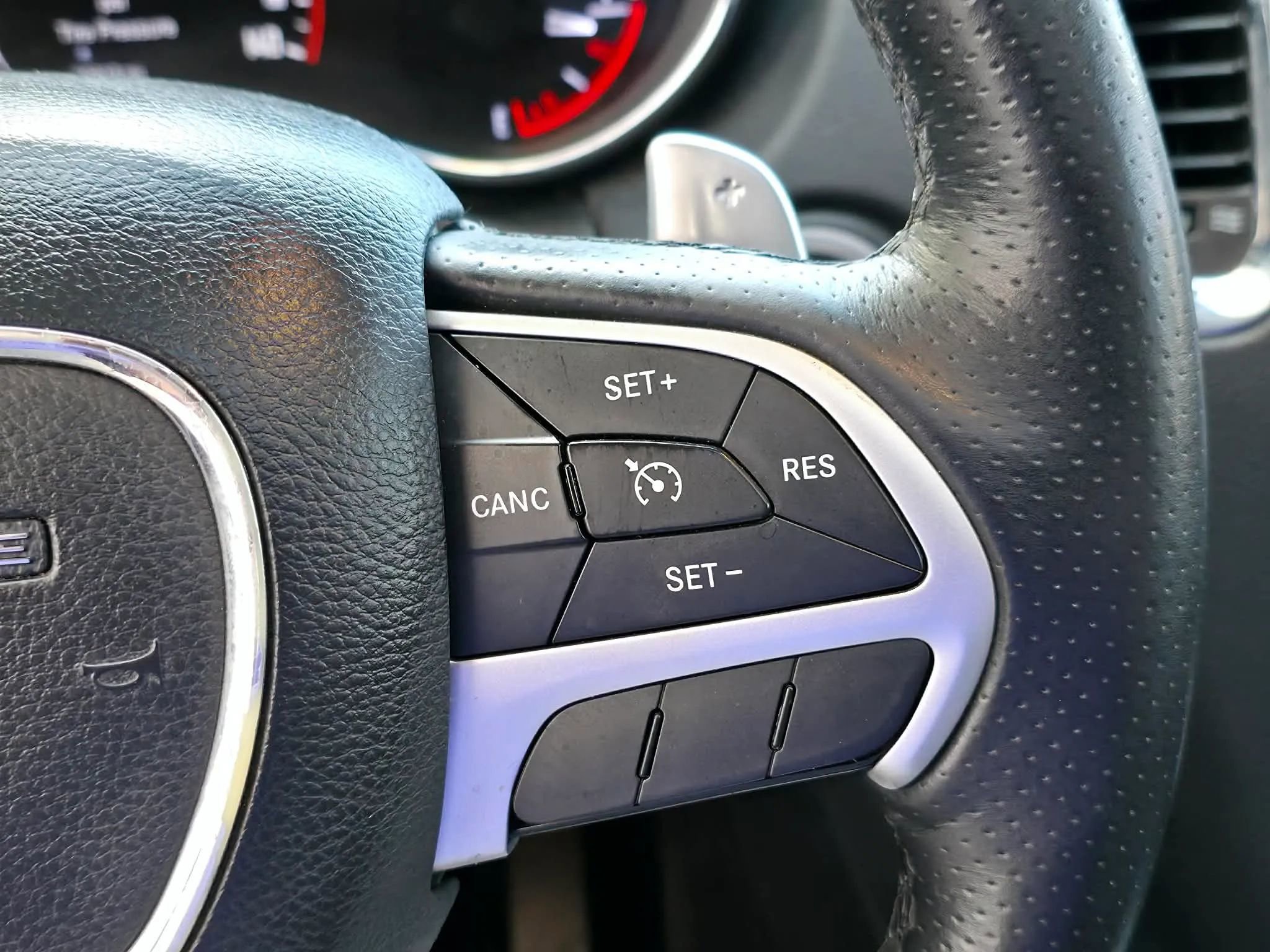 Used 2015 Dodge Durango Citadel RWD image 17