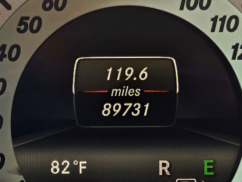 Used 2014 Mercedes-Benz E 250 BlueTEC Sedan image 19