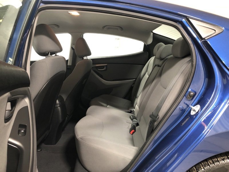 Used 2015 Hyundai Elantra SE w/ Option Group 02 image 15