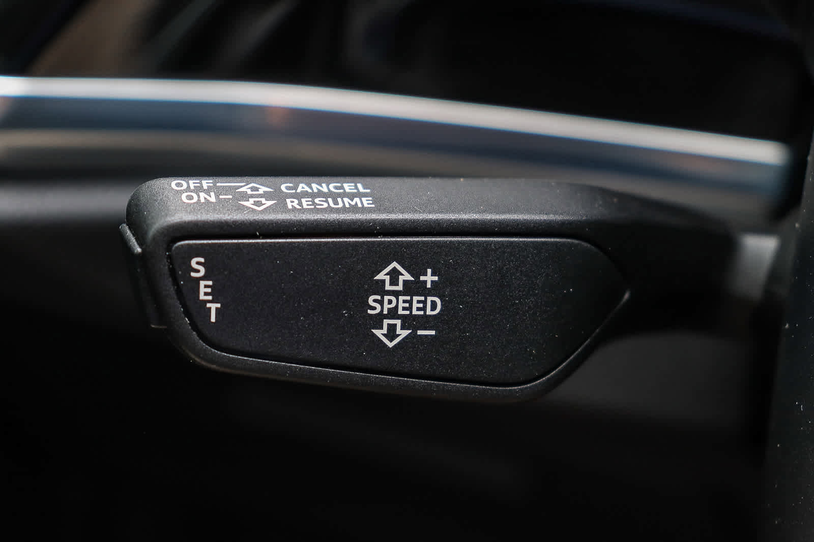 New 2023 Audi Q3 2.0T Premium w/ Black Optic Sport Package image 32