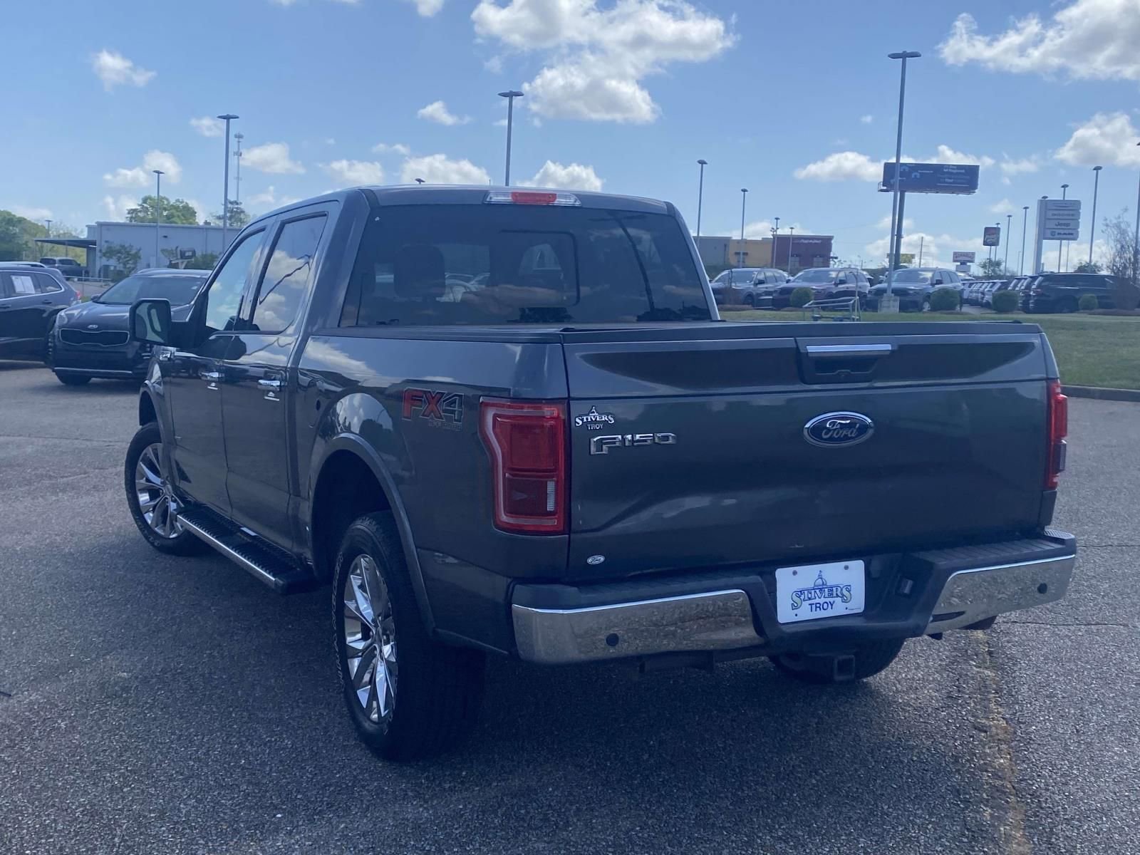 Used 2017 Ford F150 Lariat w/ Equipment Group 502A Luxury image 5