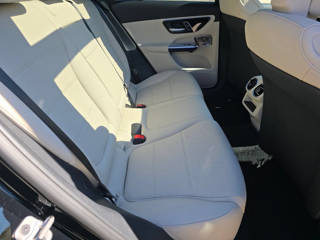 New 2027 Mercedes-Benz GLC 300 4MATIC image 20