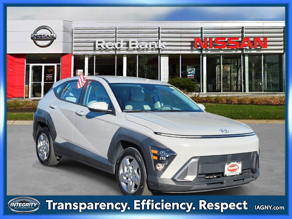 Used 2024 Hyundai Kona SE FWD image 1