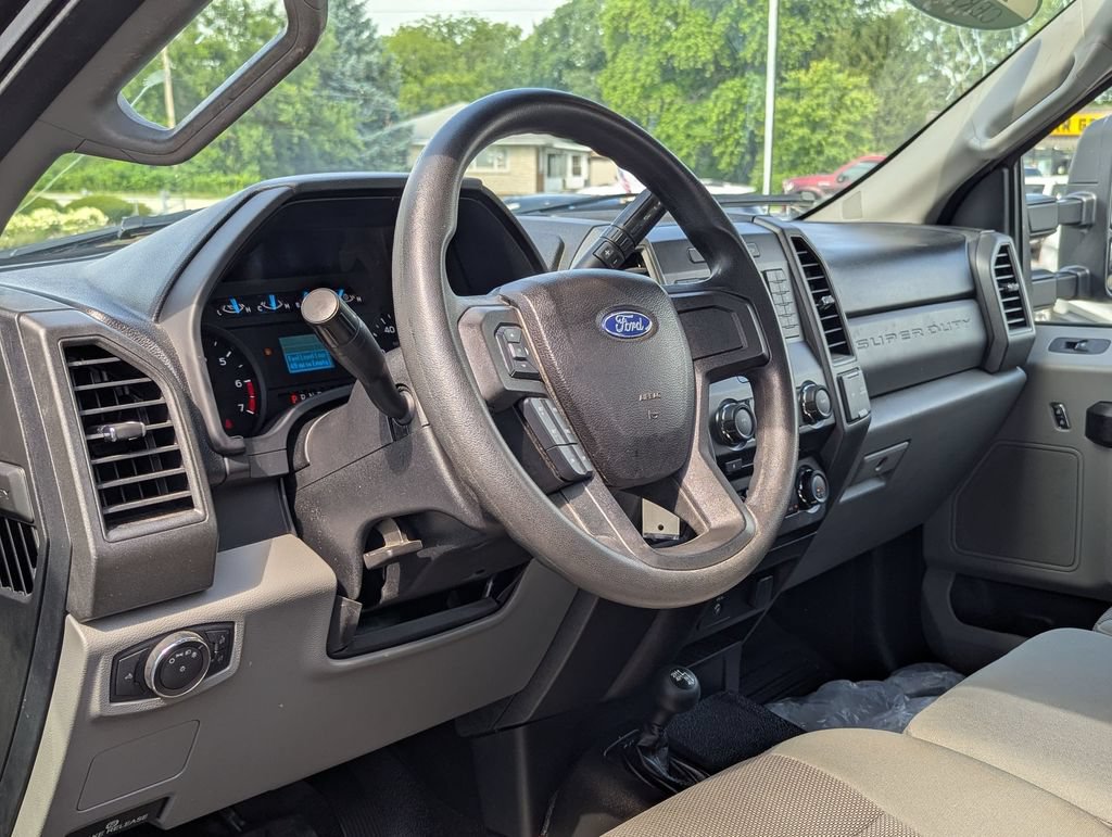 Used 2018 Ford F250 XL w/ STX Appearance Package AWD/4WD image 9