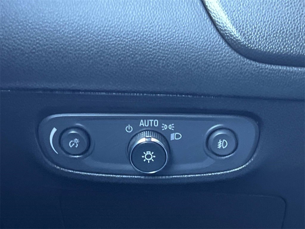 Certified 2022 Buick Encore GX Preferred w/ Cold Weather Comfort Package image 24