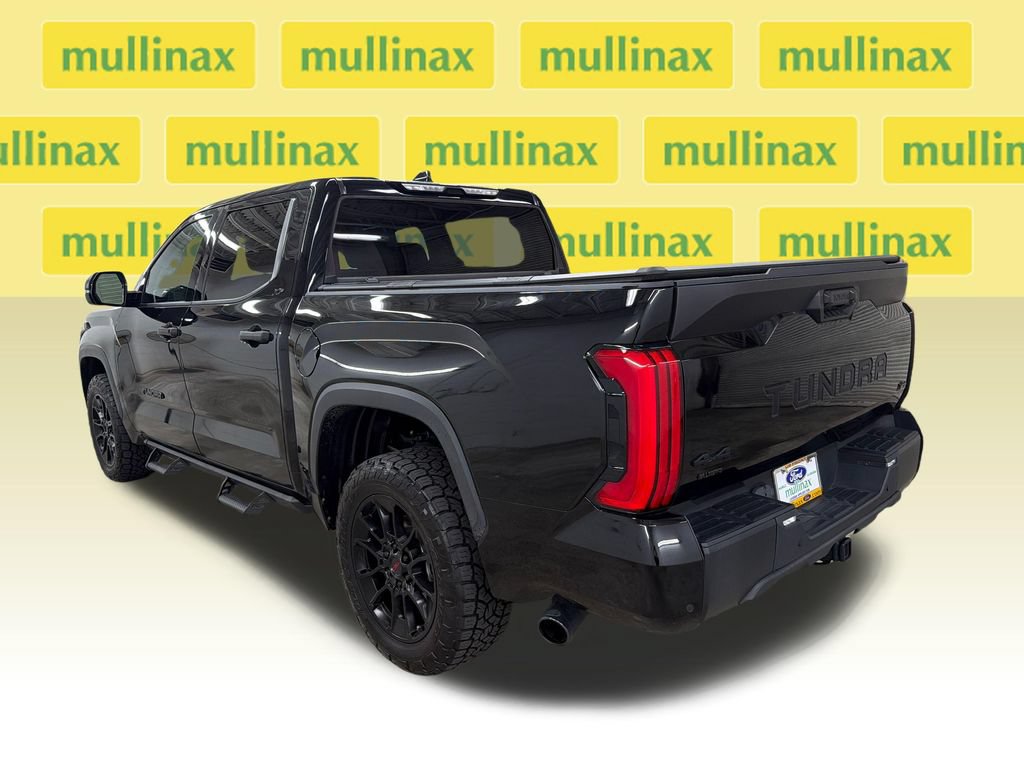 Used 2023 Toyota Tundra SR5 w/ SR5 Convenience Package AWD/4WD image 10