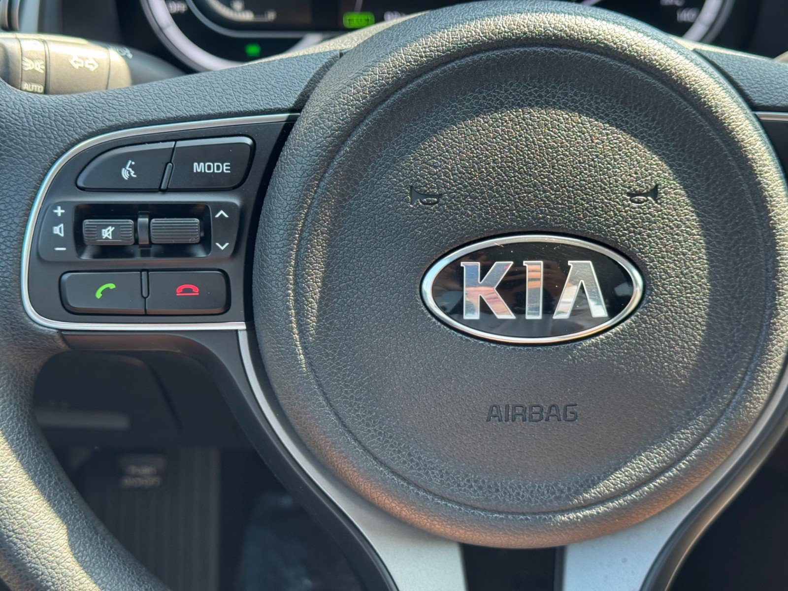 Used 2019 Kia Niro LX FWD image 19