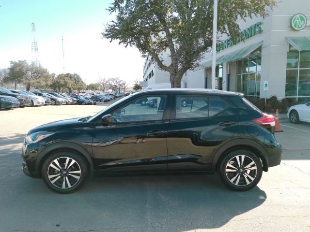 Used 2018 Nissan Kicks SV image 12