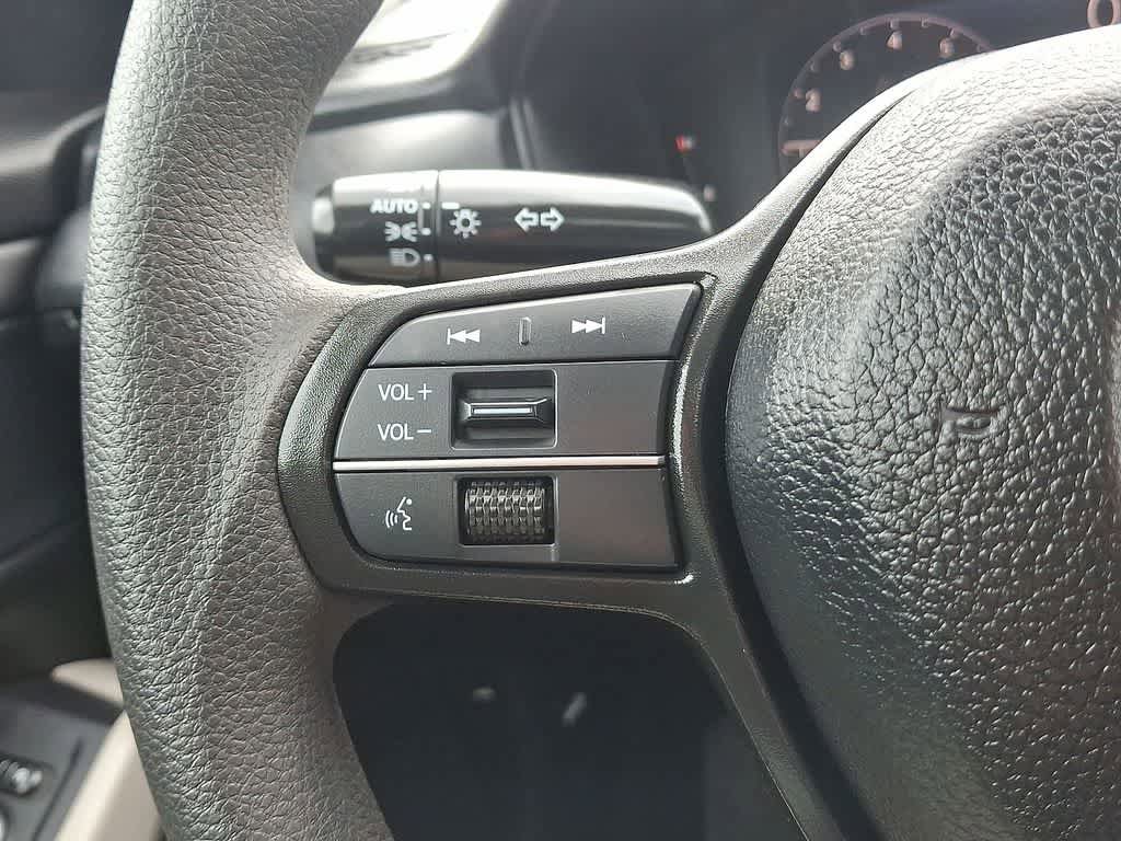 Certified 2025 Honda Accord SE image 17