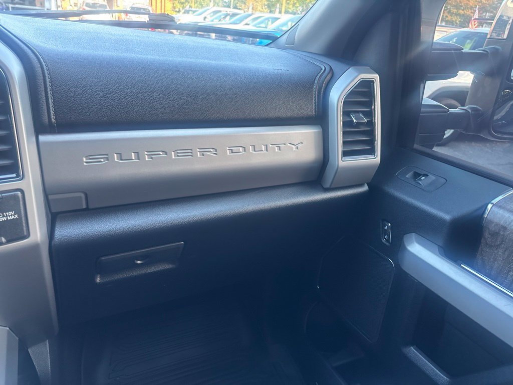 Used 2019 Ford F250 Lariat w/ Lariat Ultimate Package AWD/4WD image 14