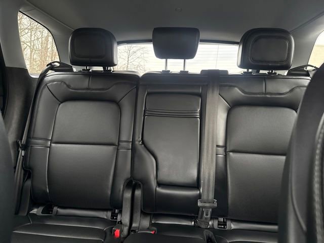 Certified 2022 Lincoln Corsair AWD w/ Equipment Group 101A image 28