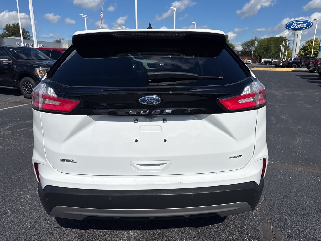Used 2024 Ford Edge SEL AWD/4WD image 8