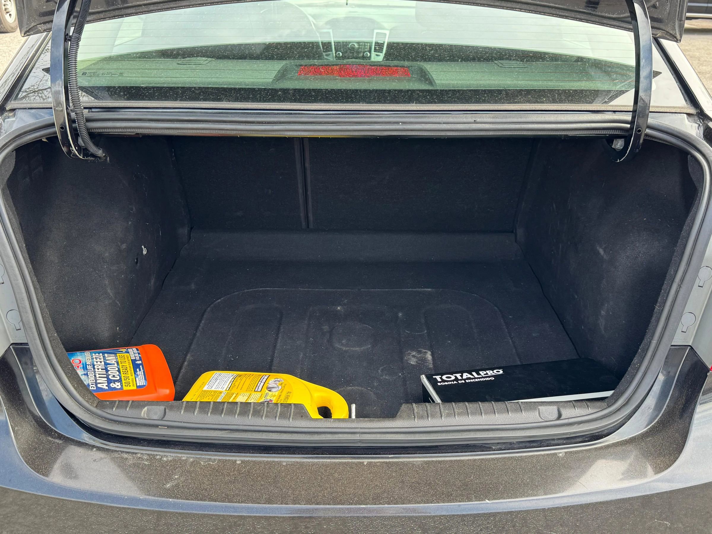 Used 2014 Chevrolet Cruze LT image 9