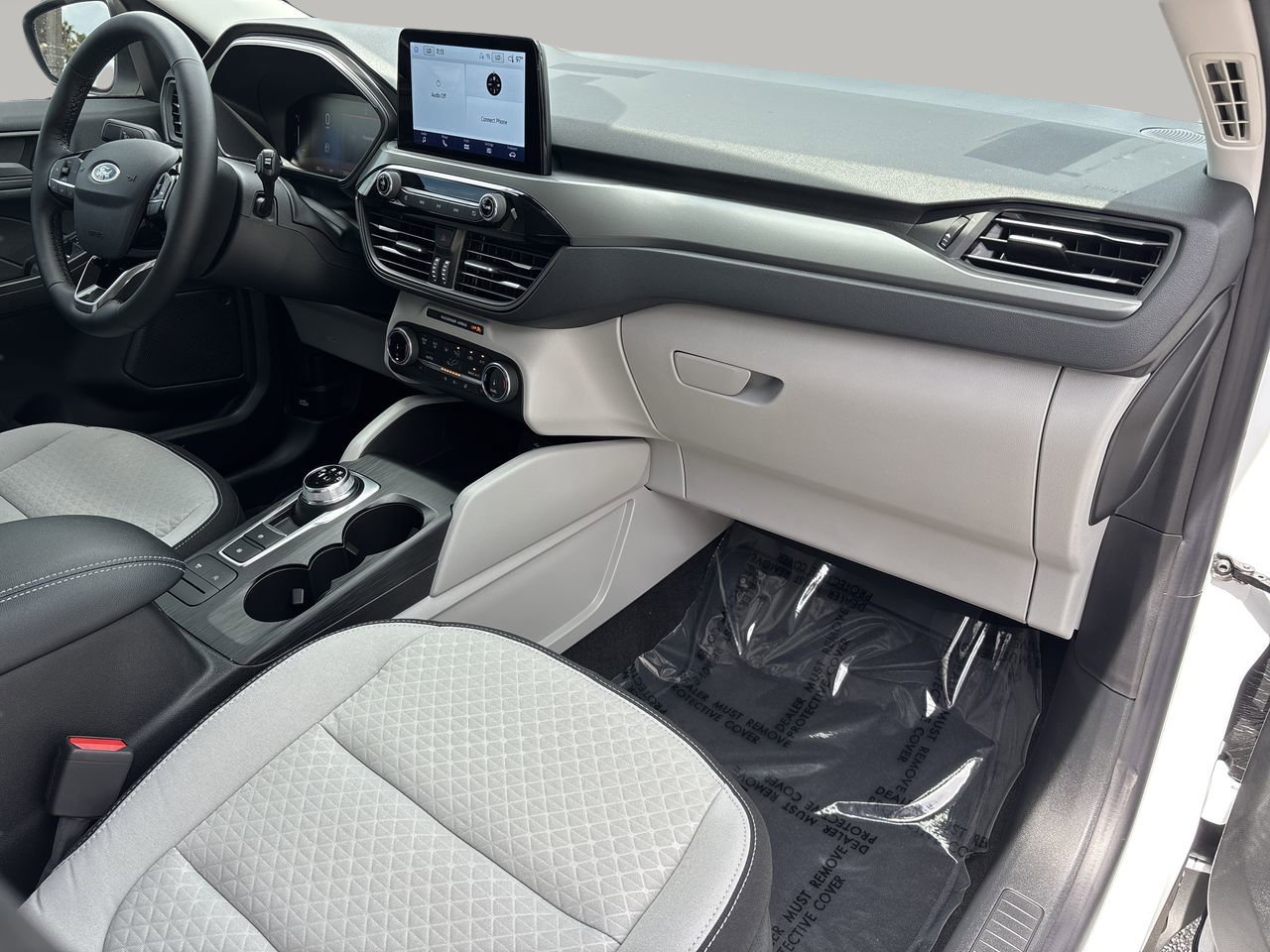 Used 2025 Ford Escape Active w/ Cold Weather Package FWD image 6