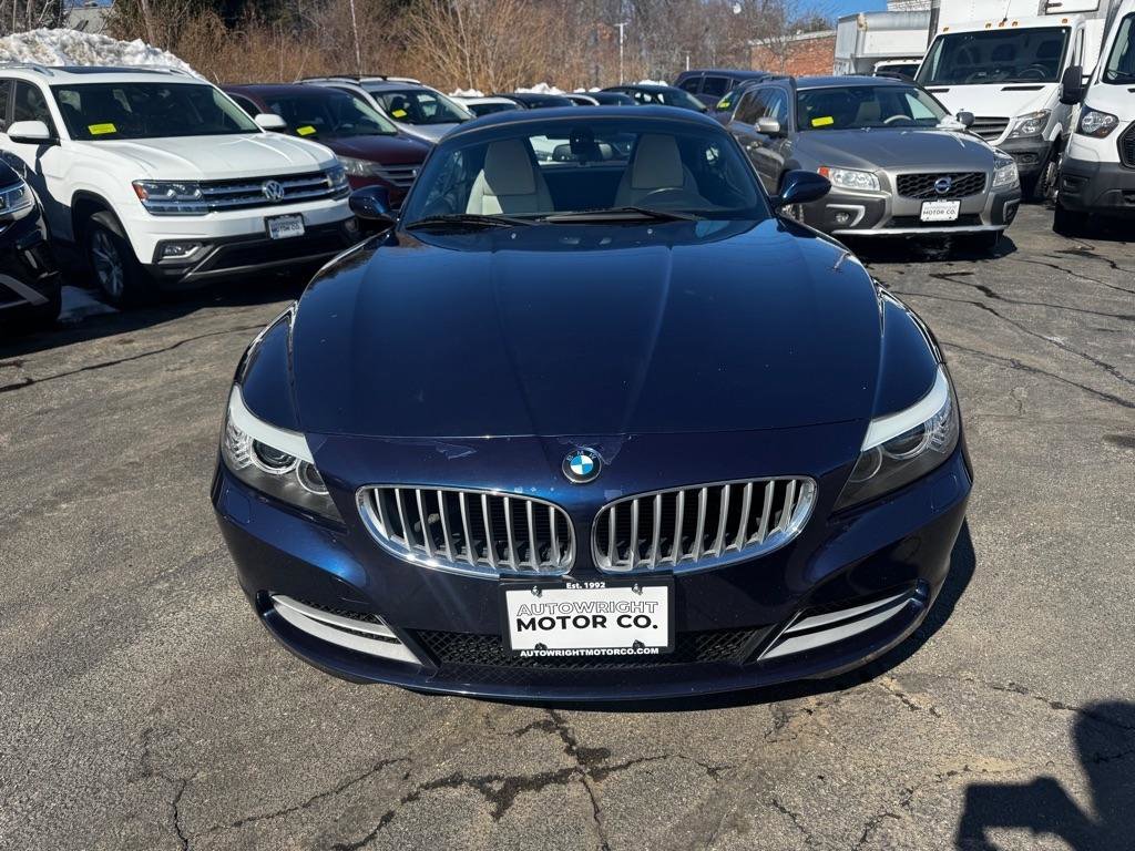 Used 2011 BMW Z4 sDrive35i image 9