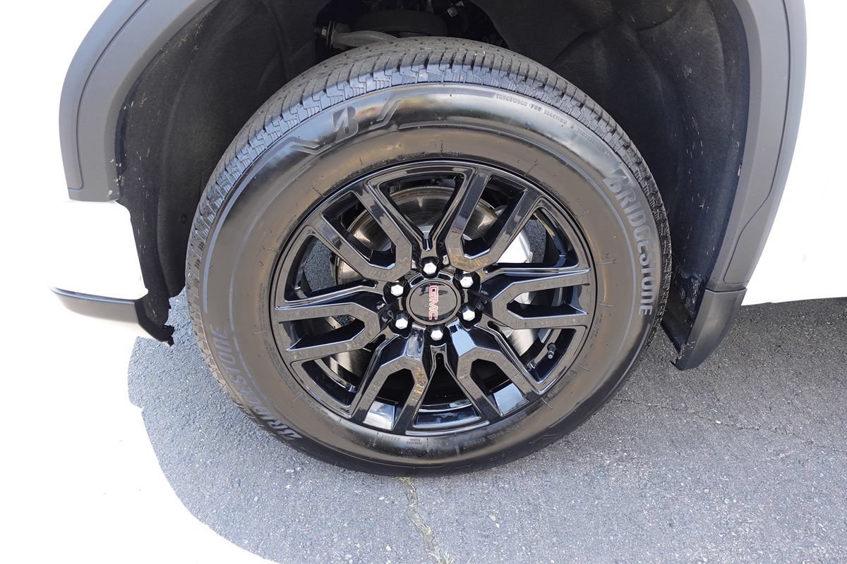 Used 2025 GMC Sierra 1500 Elevation AWD/4WD image 59