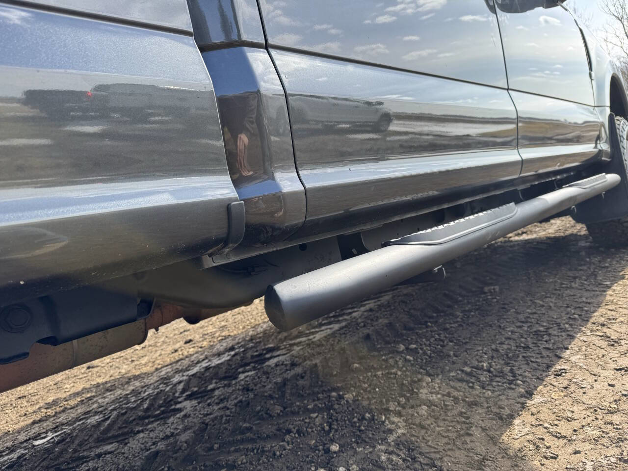 Used 2019 Ford F250 XLT w/ Camper Package image 14