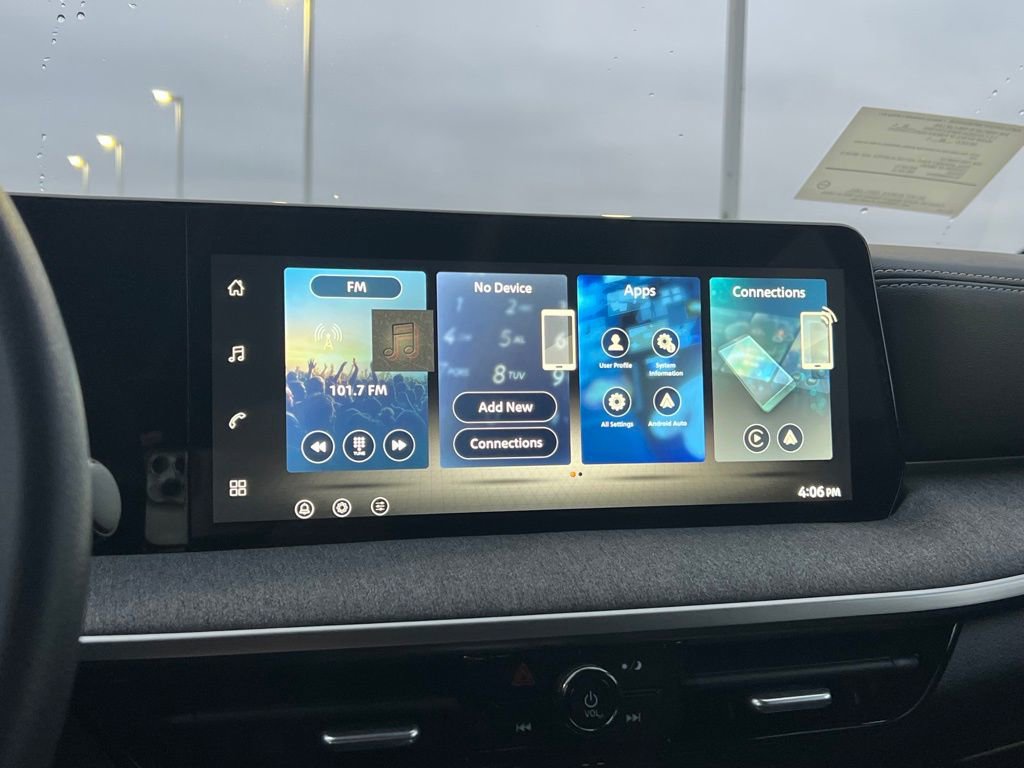 New 2026 Nissan Kicks SV w/ SV Premium Package image 23