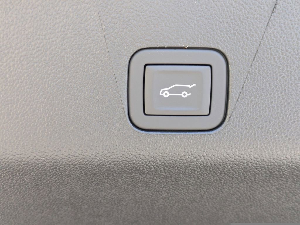 New 2026 Chevrolet Suburban Premier image 14