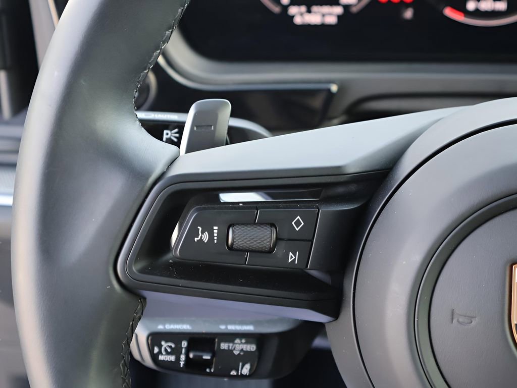 Certified 2026 Porsche Cayenne S AWD/4WD image 27