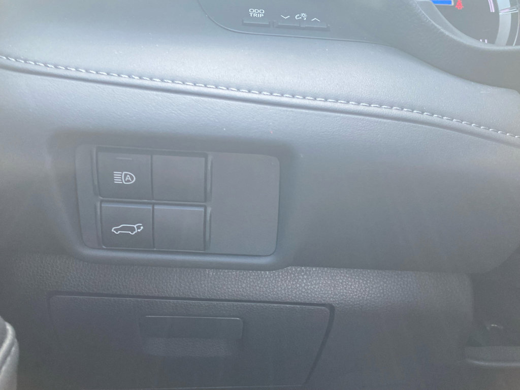 Used 2021 Toyota Highlander XLE image 24