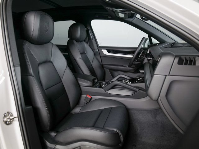 New 2026 Porsche Cayenne AWD/4WD image 11