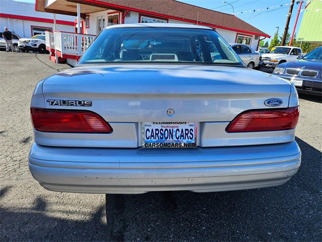 Used 1995 Ford Taurus GL image 4