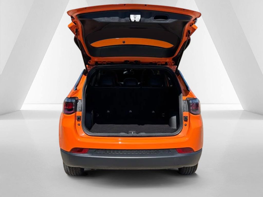 Used 2026 Jeep Compass Latitude image 35