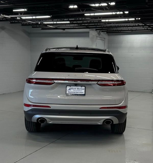 Used 2022 Lincoln Corsair Reserve w/ Equipment Group 201A image 4