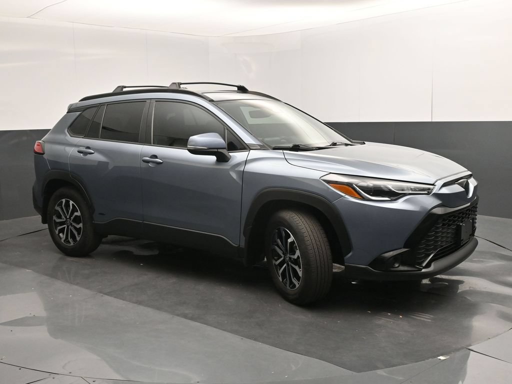 Used 2023 Toyota Corolla Cross AWD Hybrid image 23