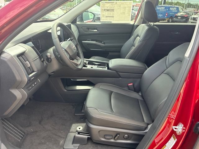 New 2026 Nissan Pathfinder SL FWD image 9