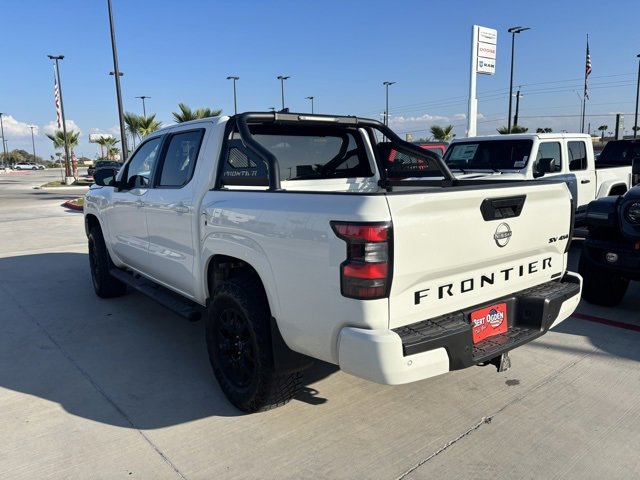 Used 2023 Nissan Frontier SV w/ Midnight Edition Package image 4