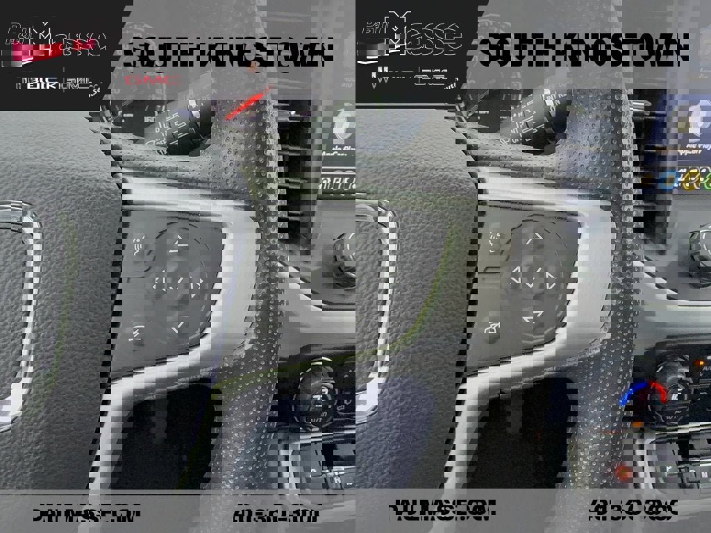 Certified 2023 GMC Acadia SLE w/ Driver Convenience Package image 19