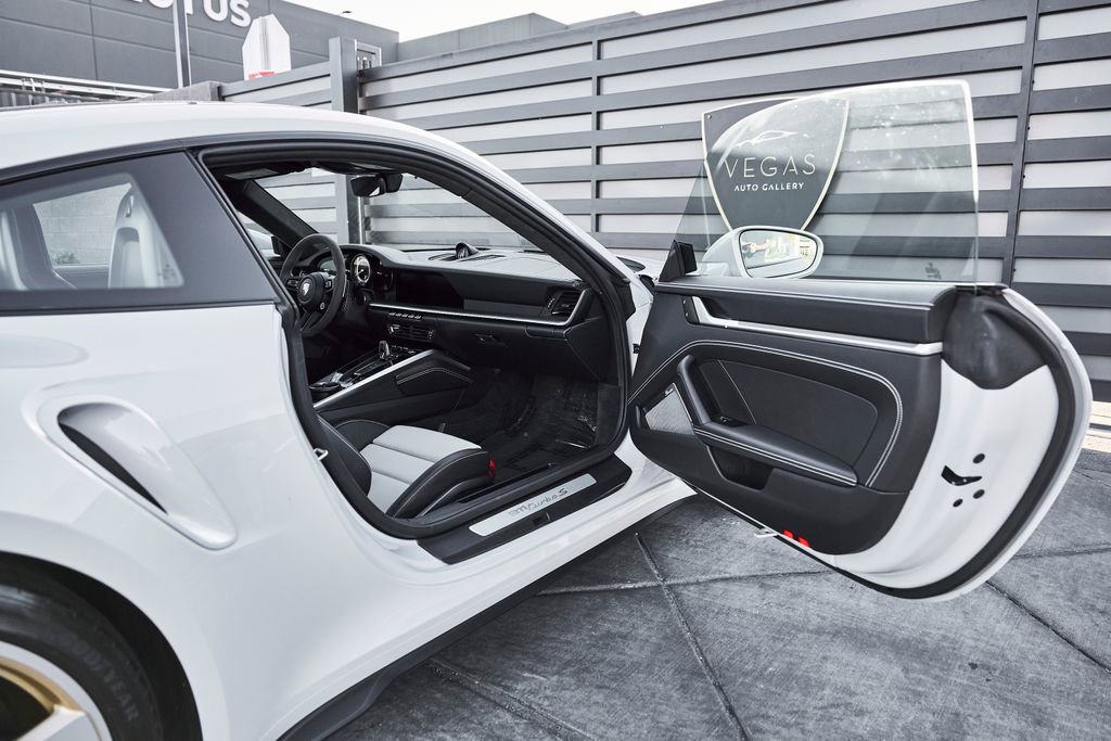 Used 2023 Porsche 911 Turbo S image 23