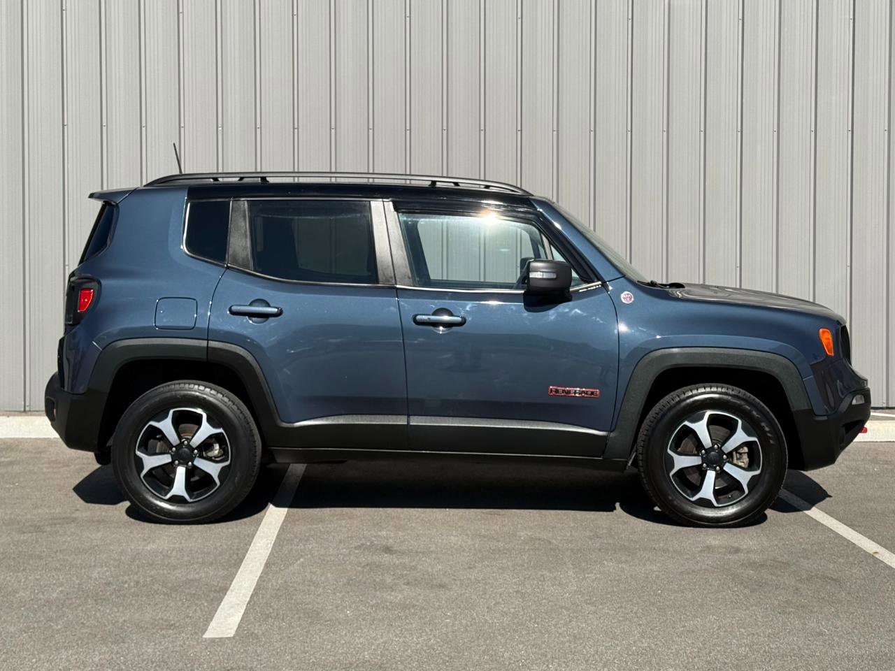 Used 2021 Jeep Renegade Trailhawk w/ Sun & Sound Group image 4