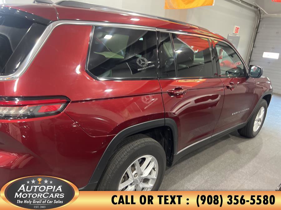 Used 2022 Jeep Grand Cherokee L Laredo w/ Luxury Tech Group I AWD/4WD image 7