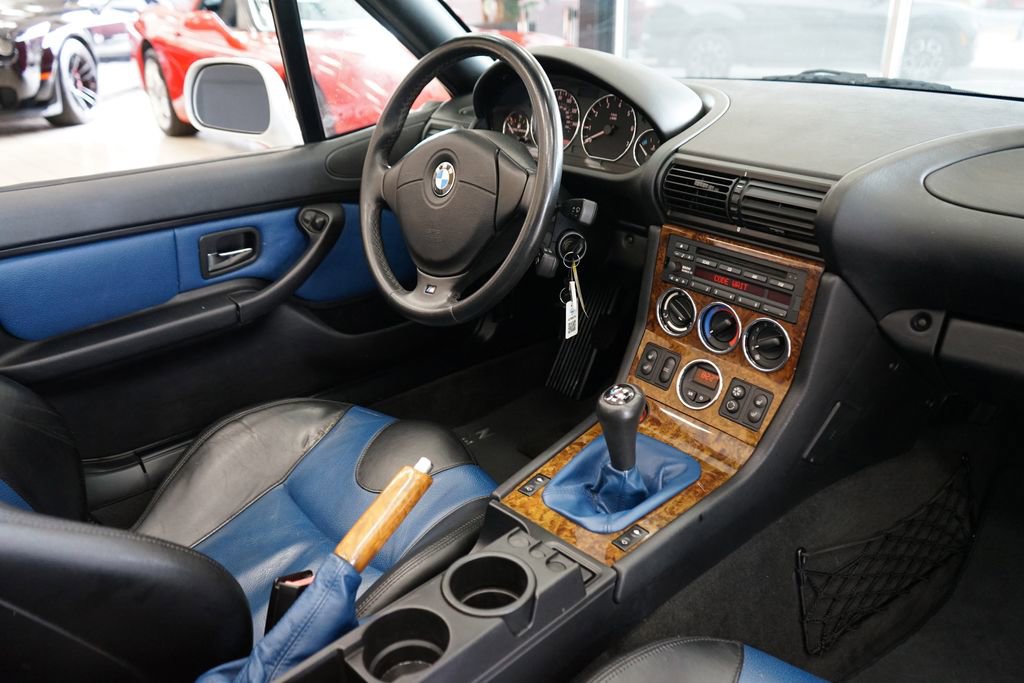 Used 2001 BMW Z3 3.0i RWD image 11