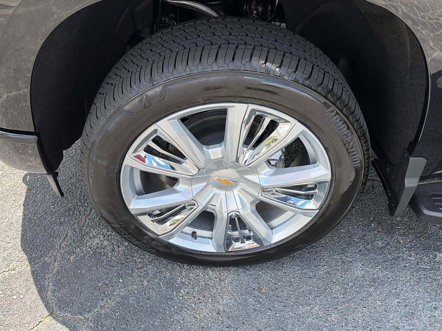 New 2026 Chevrolet Silverado 1500 High Country w/ High Country Premium Package AWD/4WD image 37