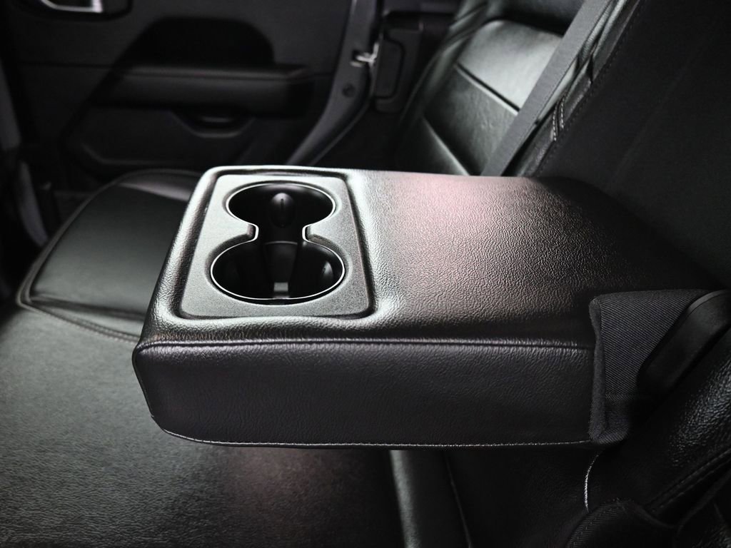Used 2021 Jeep Wrangler Unlimited Sahara w/ Cold Weather Group image 33