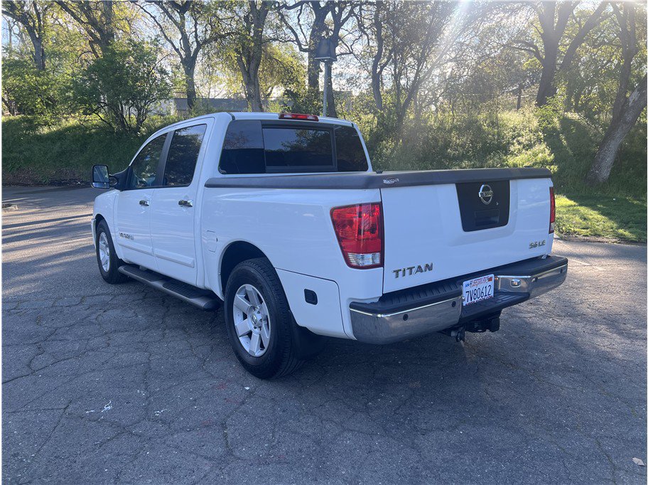 Used 2005 Nissan Titan LE w/ (U01) Nissan Navigation Pkg image 5