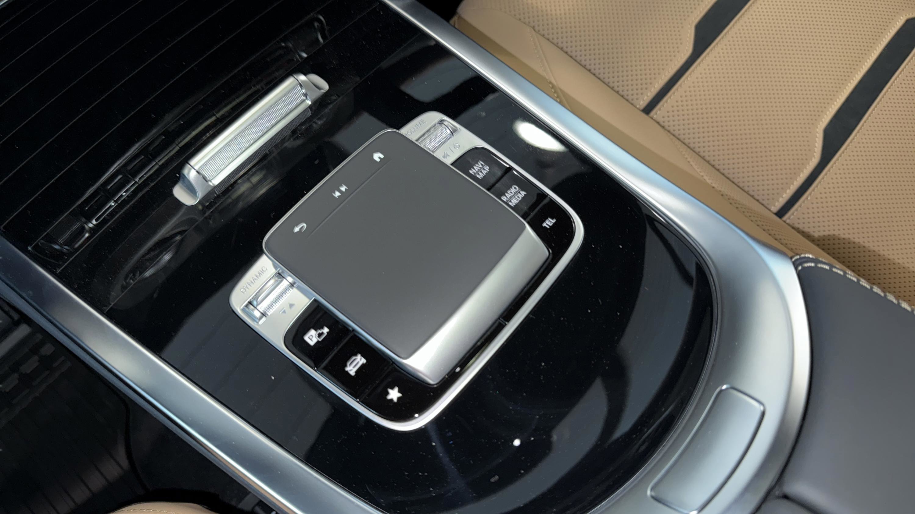 New 2026 Mercedes-Benz G 63 AMG 4MATIC image 36