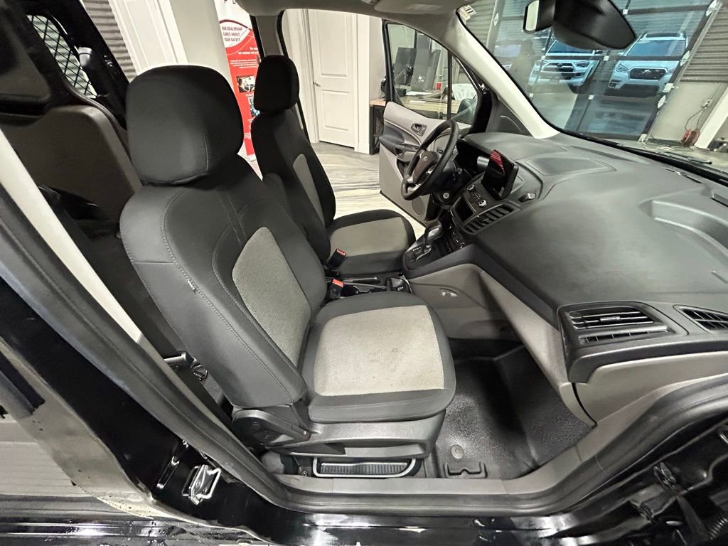 Used 2022 Ford Transit Connect XL image 33