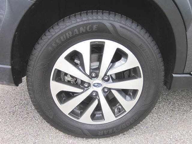 Used 2023 Subaru Outback Premium AWD/4WD image 20