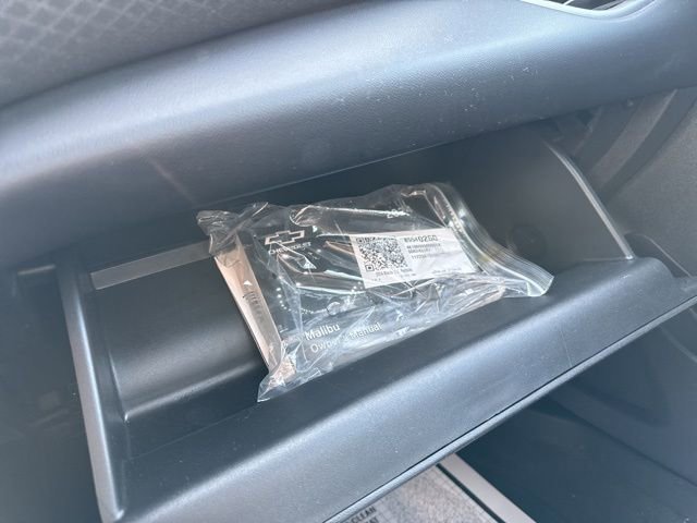 Used 2024 Chevrolet Malibu LT image 26