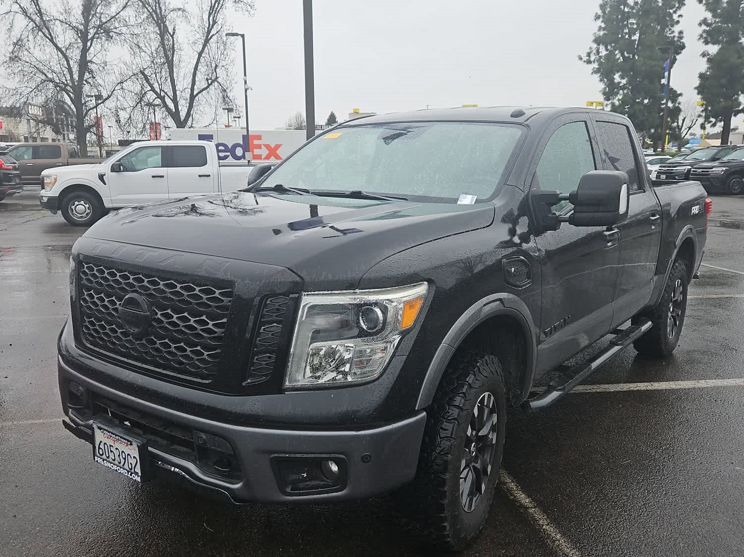 Used 2017 Nissan Titan PRO-4X w/ Pro-4x Convenience Package image 1